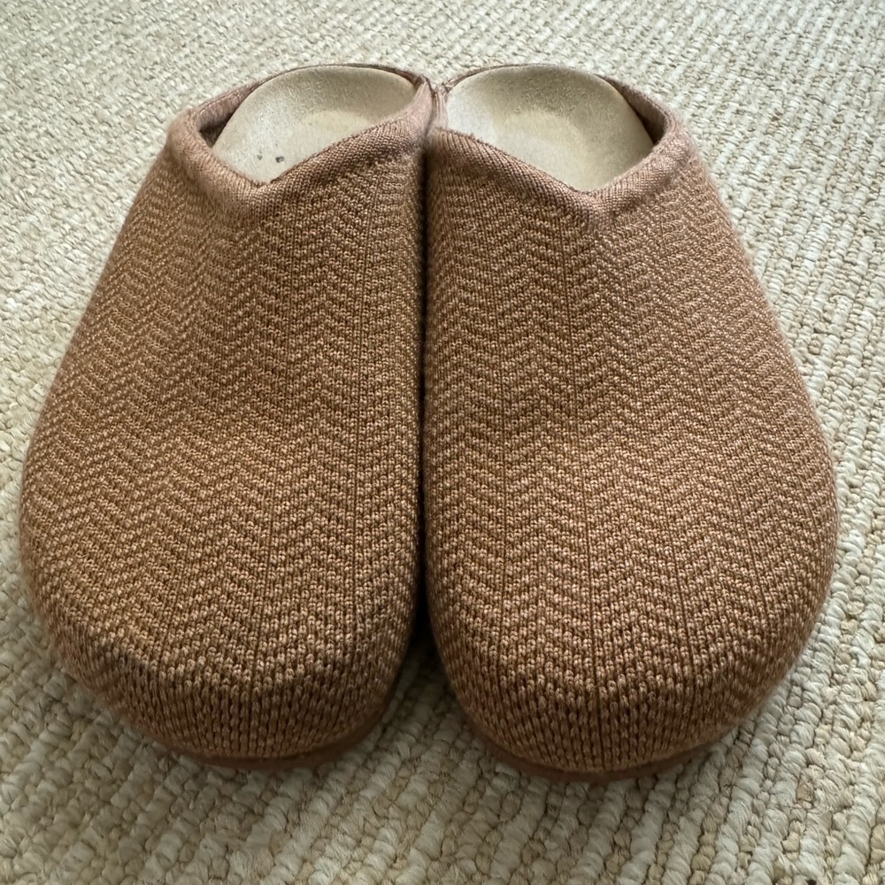 Rothy’s clogs